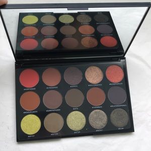Morphe 15T Your True Selfie Artistry Palette